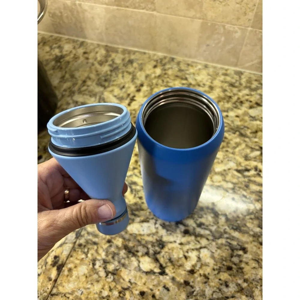 Stanley 34 oz stainless steel slim water bottle leakproof  cap blue - Picture 4 of 5